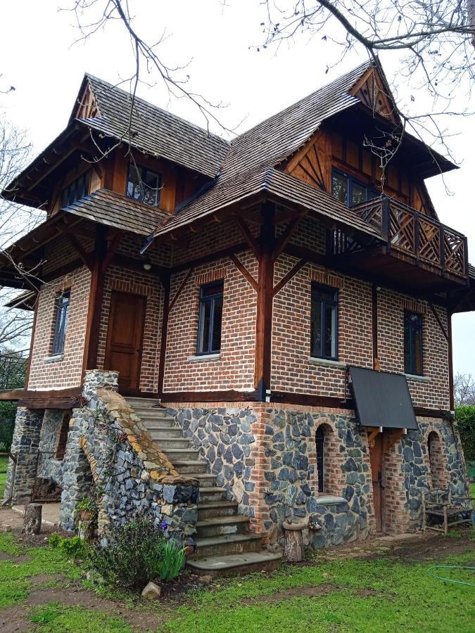 Fleur Bleue & The Timber Frame Bed & Breakfast Heidelberg  Dış mekan fotoğraf